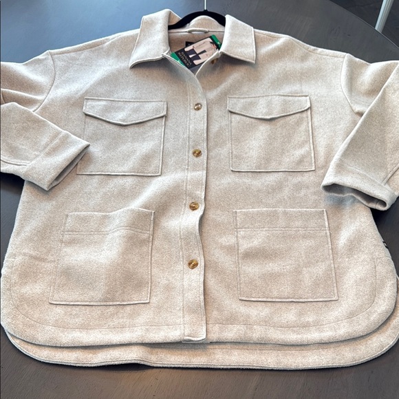 Tan Utility Jacket with Oversized Fit and Shirt Collar - Picture 6 of 7